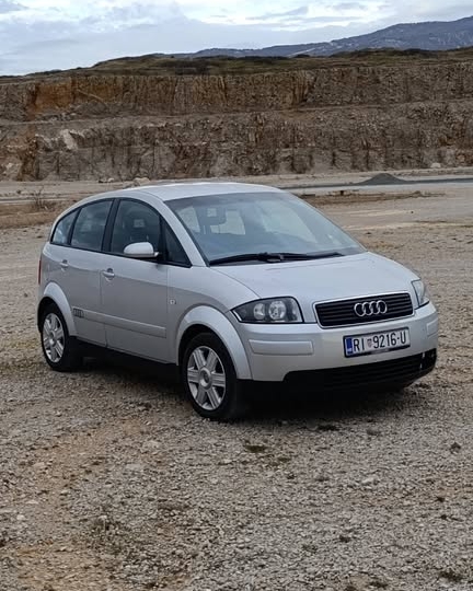 Audi A2