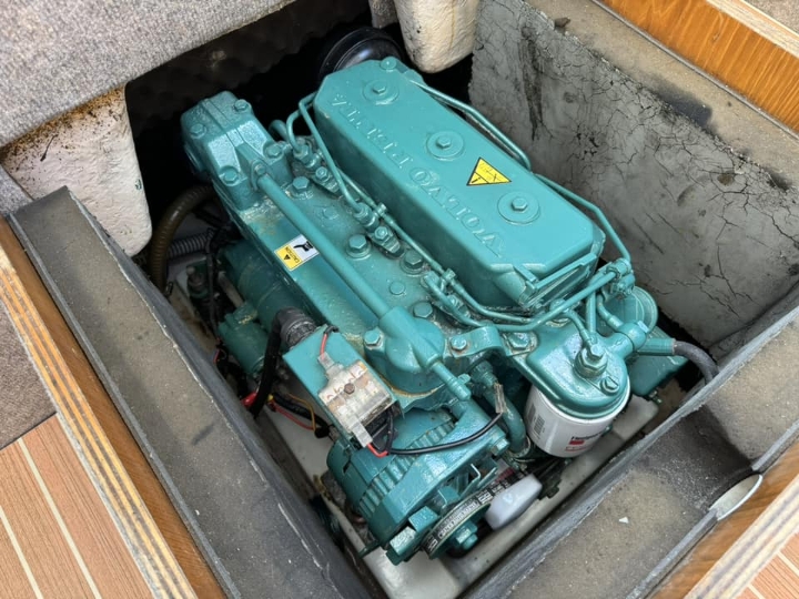 Beneteau Antares 560