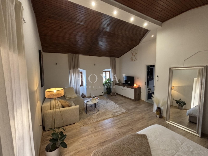 Iznajmljuje se stan 1S+DB - 600€