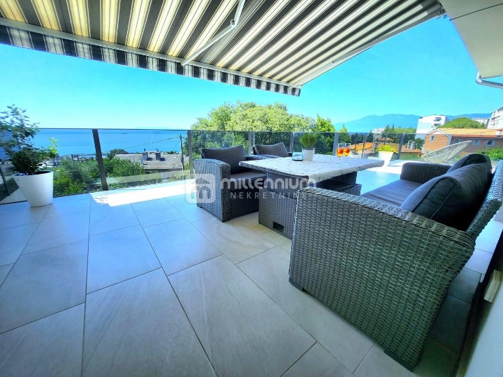 Turnić, 114.75m2, 3S+DB, terasa, parking