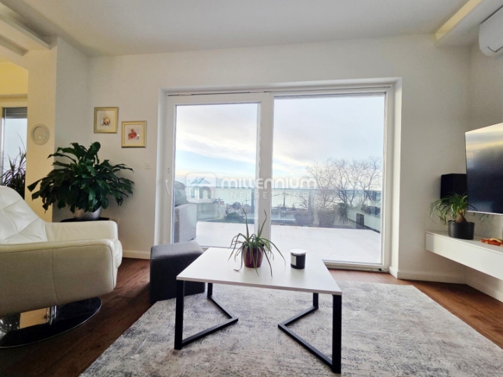 Turnić, 114.75m2, 3S+DB, terasa, parking