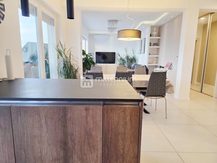 Turnić, 114.75m2, 3S+DB, terasa, parking