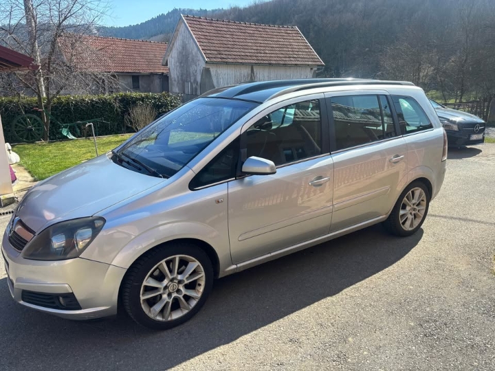 Opel Zafira 1.9 CDTI