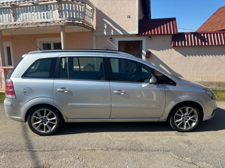 Opel Zafira 1.9 CDTI