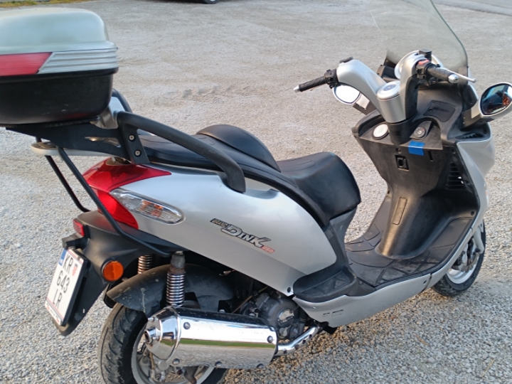 Kymco Grand Dink 250