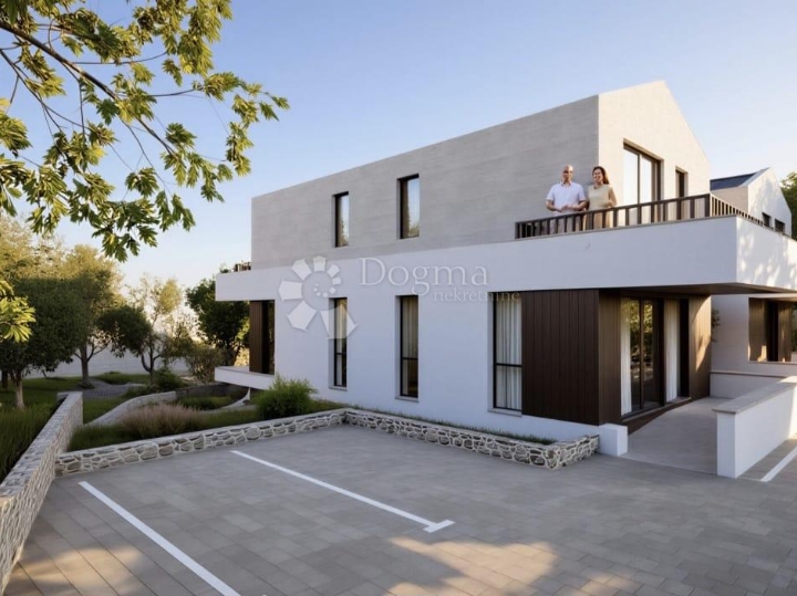 Otok Krk, Risika, nova kuća s bazenom