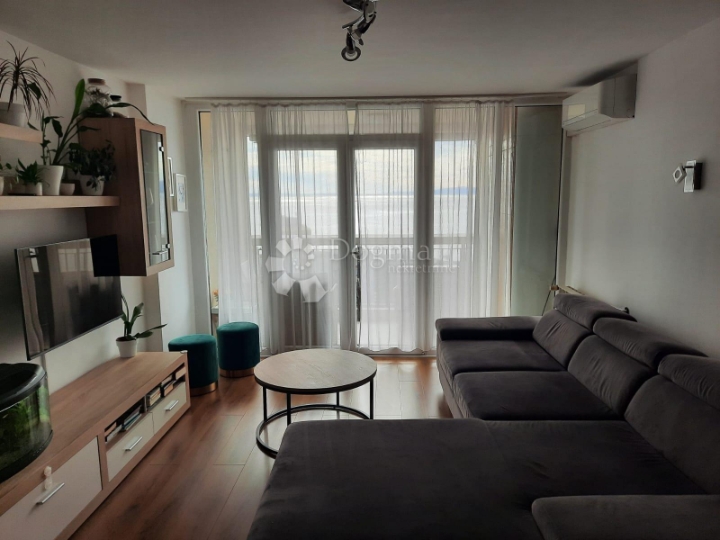 Zamet, 68m2, 2S+DB, adaptiran, jug, pogled na more