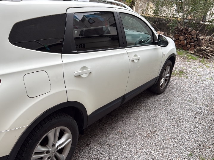 Nissan Qashqai +2  2.0 benzin 104kW