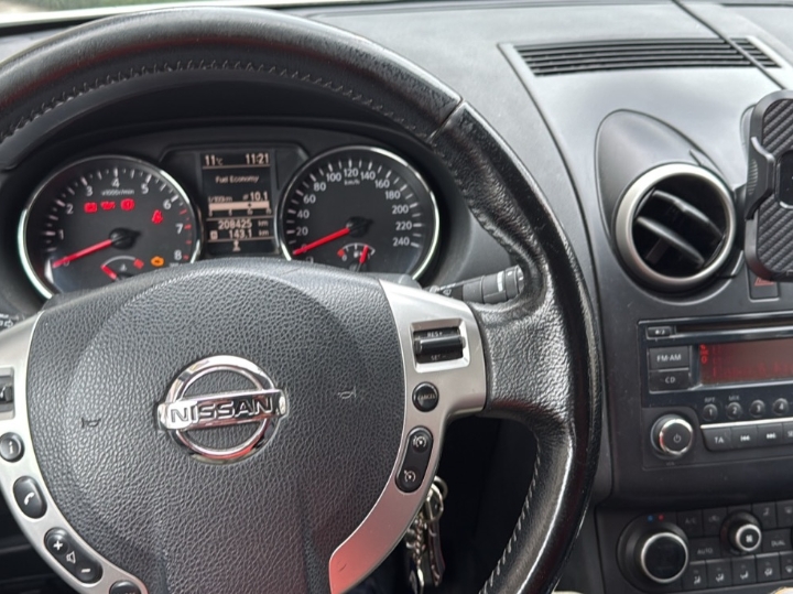 Nissan Qashqai +2  2.0 benzin 104kW