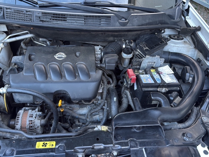 Nissan Qashqai +2  2.0 benzin 104kW