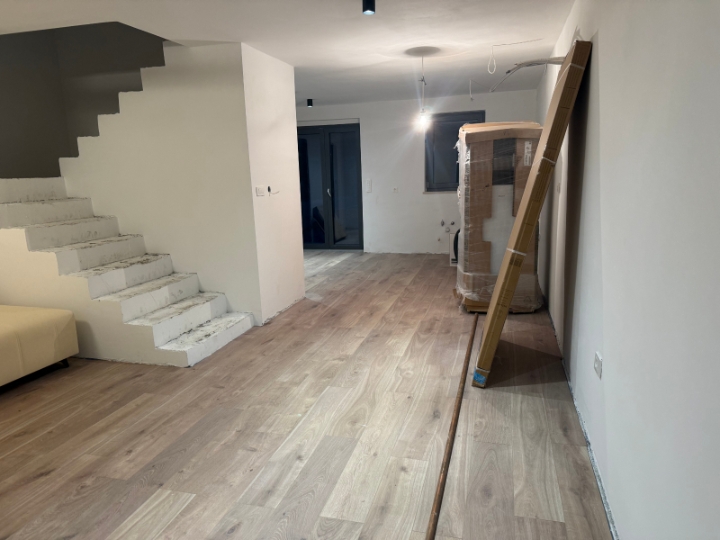 Kastav, Ćikovići – kuća u nizu 120 m²