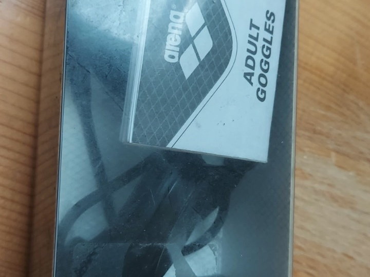 Arena naočale za plivanje