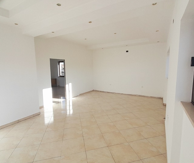 Poslovni prostor na Pehlinu