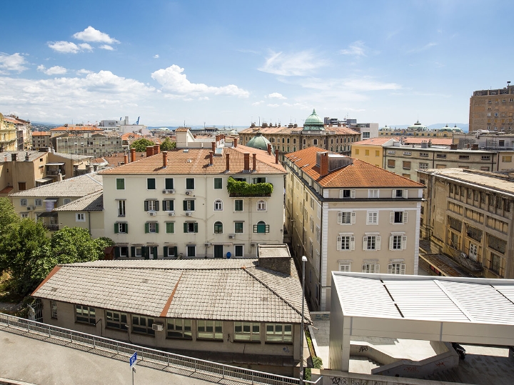 Stan u centru Rijeke - zgrada Zagrad