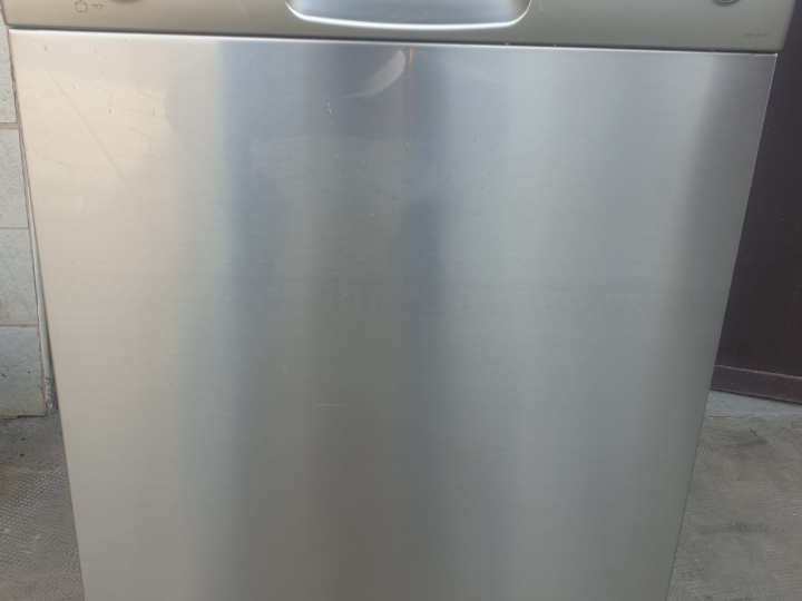 Perilica suđa Whirlpool