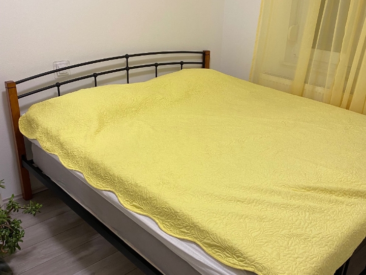 Bračni krevet prodajem