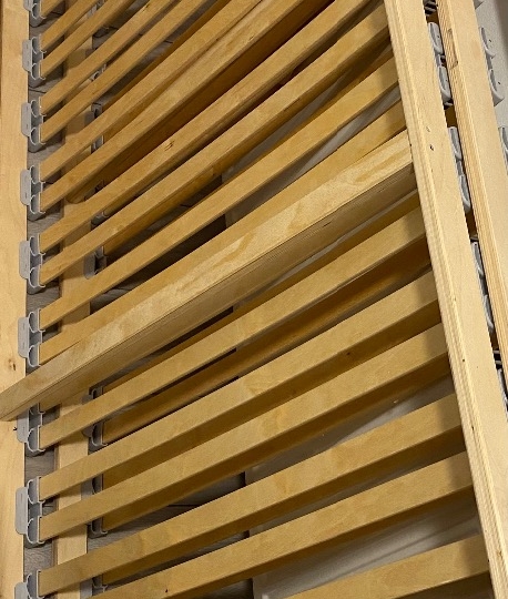 Bračni krevet prodajem