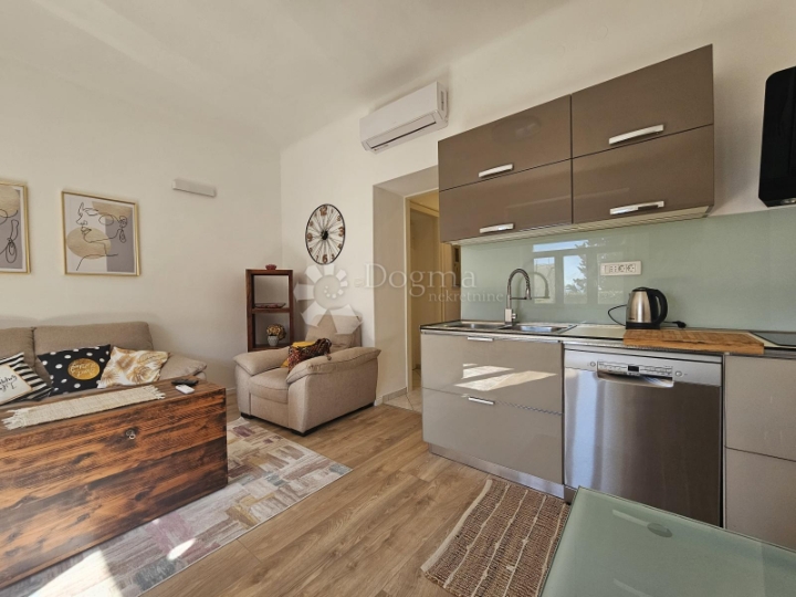 Dvosoban stan za najam!