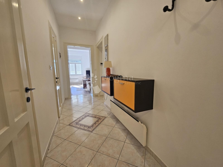 Dvosoban stan za najam!