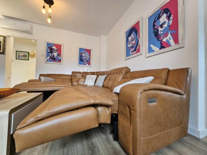 73m2 novoadaptiranog stana u centru na 200m do mora