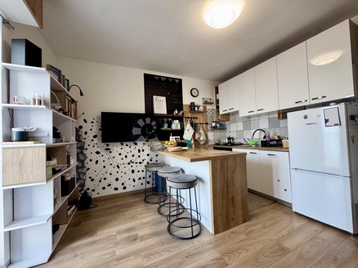 Krnjevo - stančić bombončić