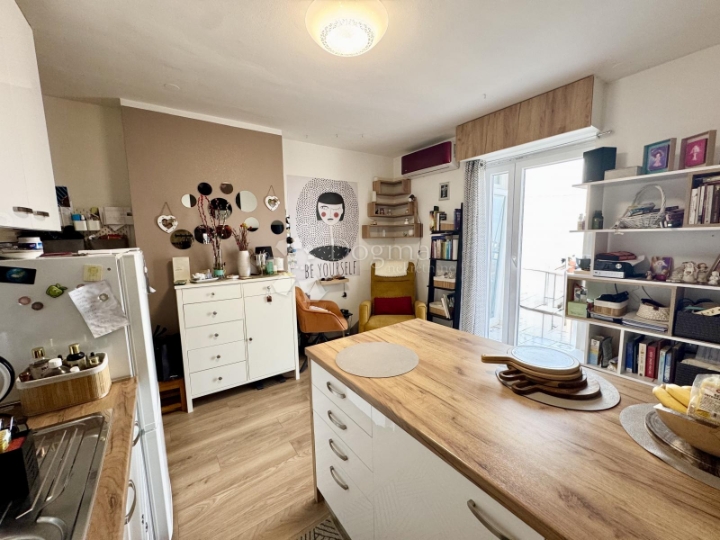 Krnjevo - stančić bombončić