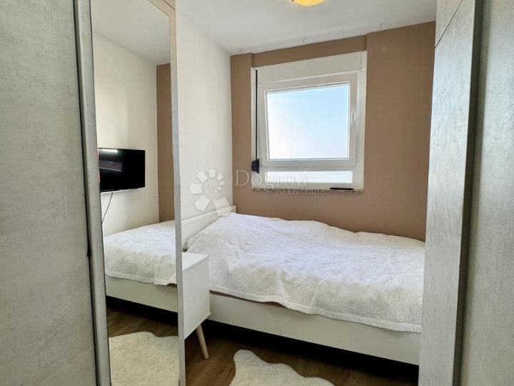 Krnjevo - stančić bombončić