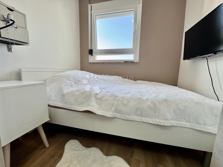 Krnjevo - stančić bombončić