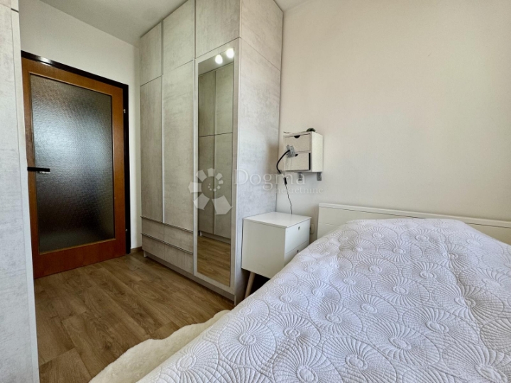 Krnjevo - stančić bombončić