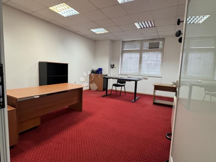 Uredski PP, 324 m2, prizemlje, atraktivna poslovna lokacija