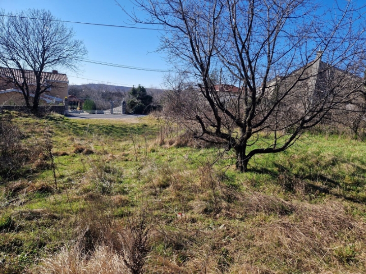 Samo u Dogmi, zemljište za vašu obiteljsku priču!