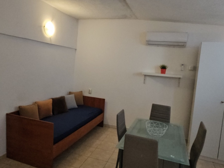 Sobe/ apartman Ičići