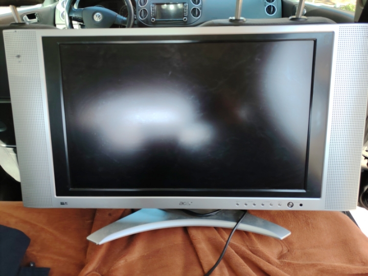 Televizor LCD ekran 26"