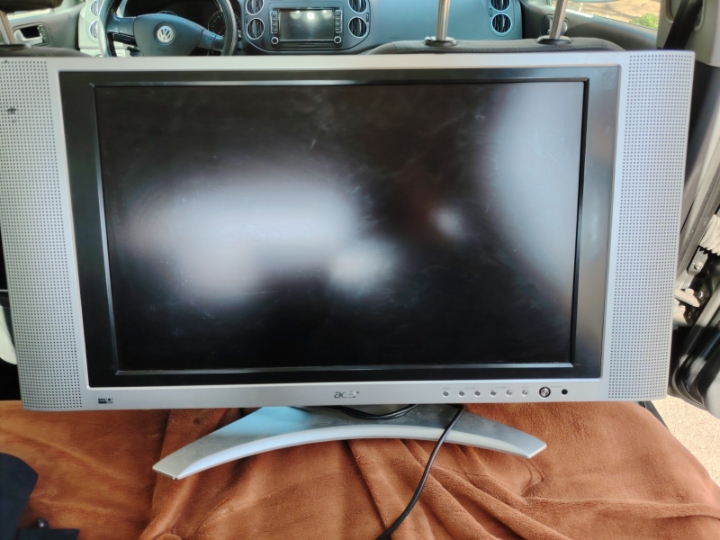 Televizor LCD ekran 26"