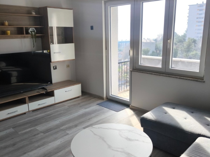 Novouređen stan s pogledom na more