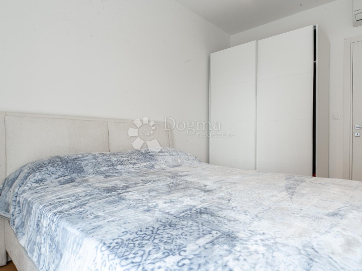 Kantrida, novogradnja s parkirnim mjestom i pogledom