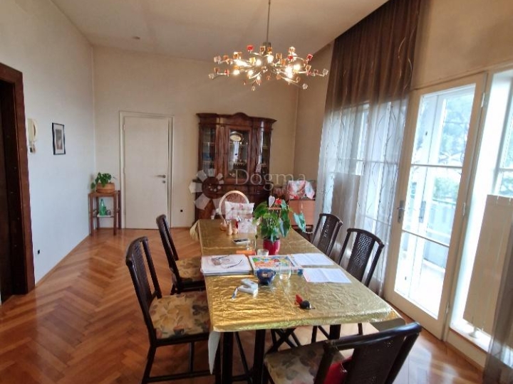 Raskoš na Pećinama