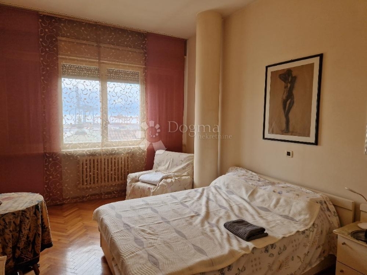 Raskoš na Pećinama