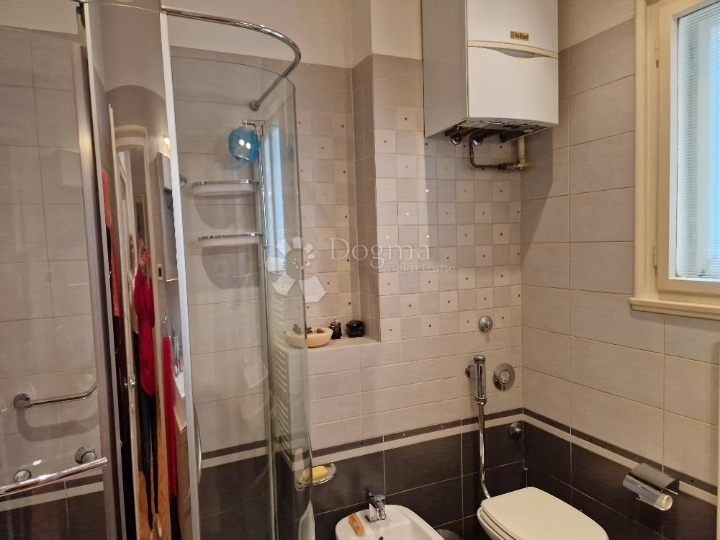 Raskoš na Pećinama