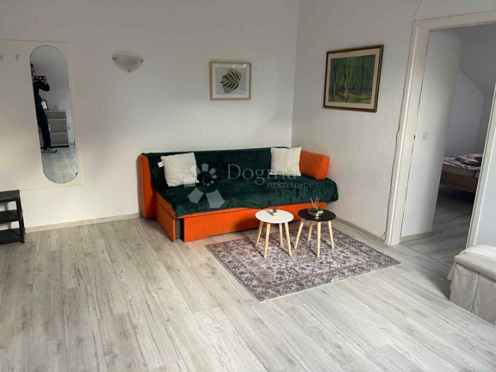 Stan u srcu starog  grada Novigrad