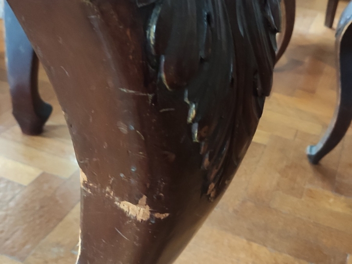 Stilski namještaj -stol +6 stolica