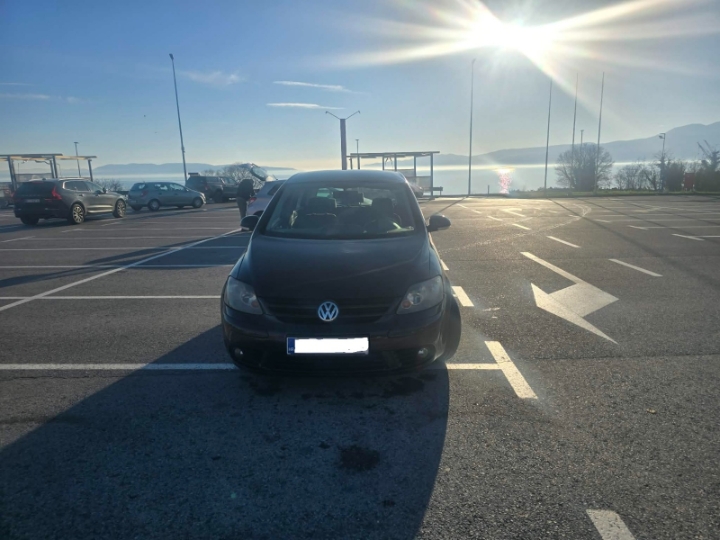 VW Golf plus 2.0 tdi, reg. do 3./27.
