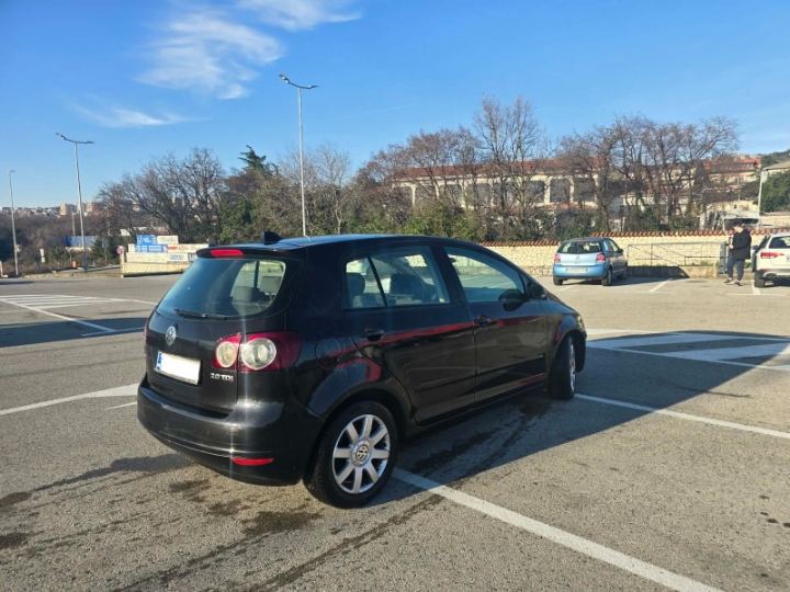 VW Golf plus 2.0 tdi, reg. do 3./27.