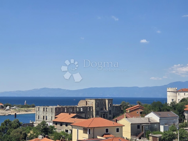 Odličan stan s pogledom na more - Kraljevica, 50 m od mora