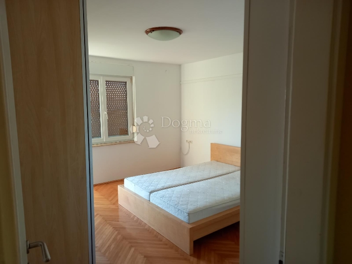 Odličan stan s pogledom na more, Kraljevica, 80 m od mora
