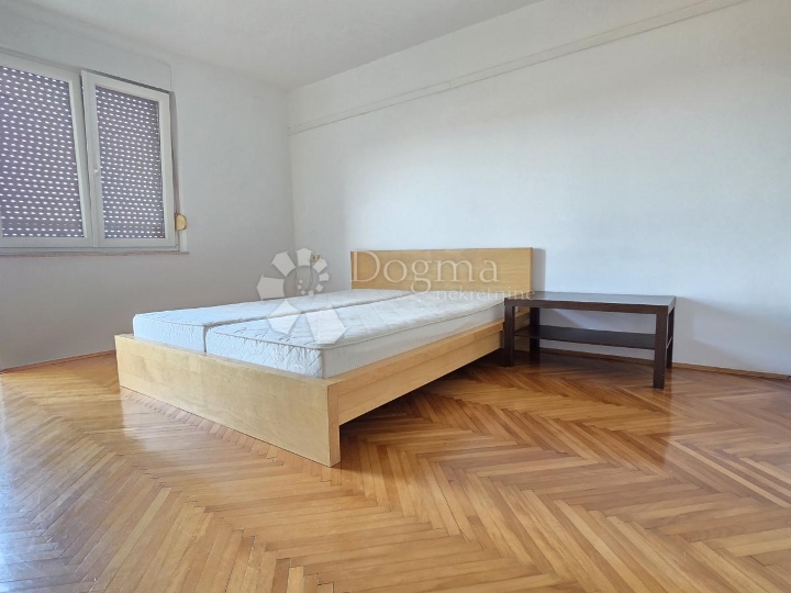 Odličan stan s pogledom na more, Kraljevica, 80 m od mora