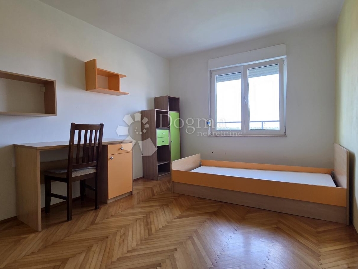 Odličan stan s pogledom na more, Kraljevica, 80 m od mora