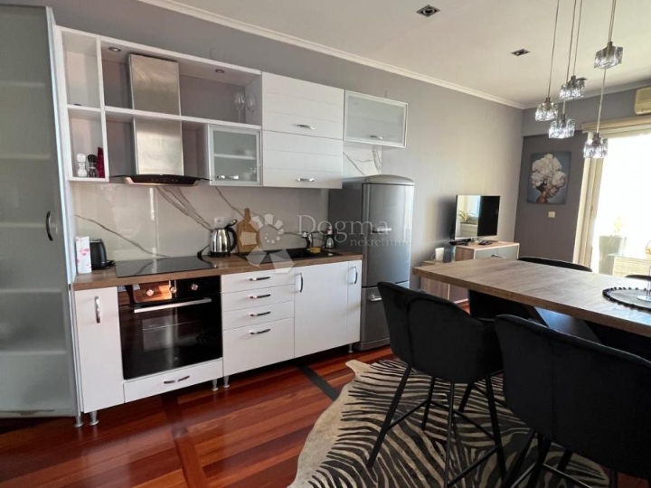 Šarmantan stan u vili za najam