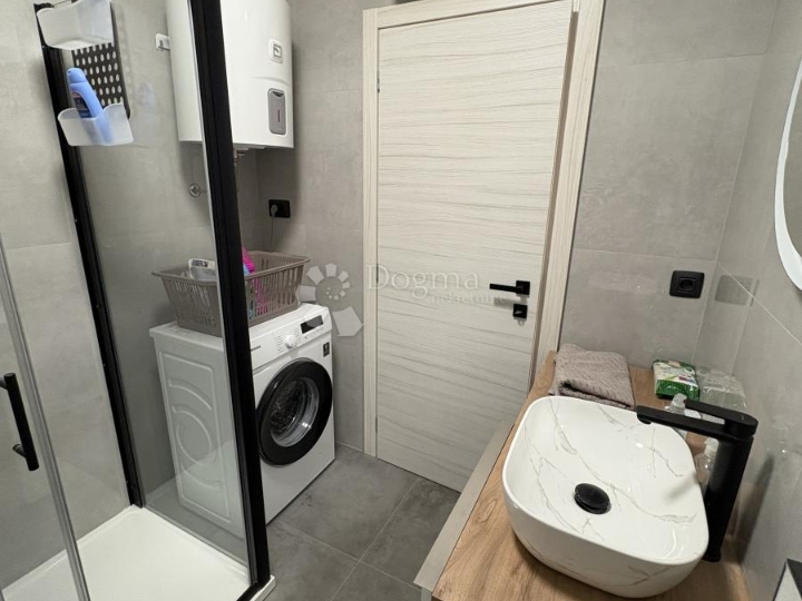 Jednosobni stan s otvorenim pogledom na more