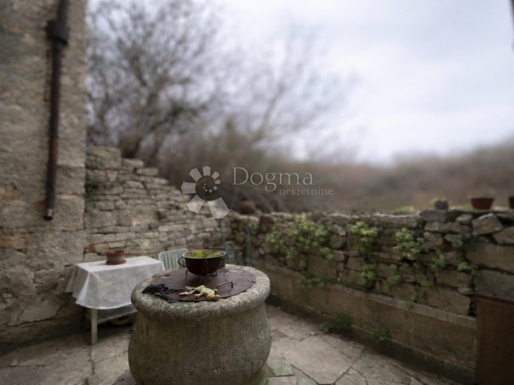 Prilika! kuća u Vodnjanu po izuzetno povoljnoj cijeni!